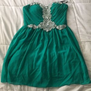 Above the knee size 7 dress